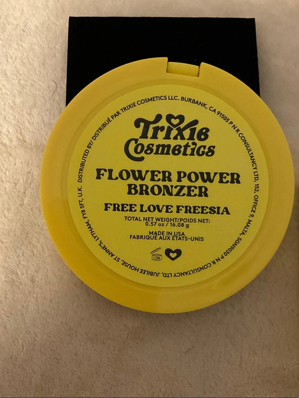 Trixie Cosmetics Yellow Flower Power Bronzer - Free Love Freesia